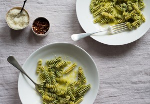 pasta-broccoli-rabe-pesto-pecorino-andyboy