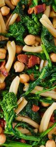 chickpeas-pasta-bacon-broccoli-anyboy