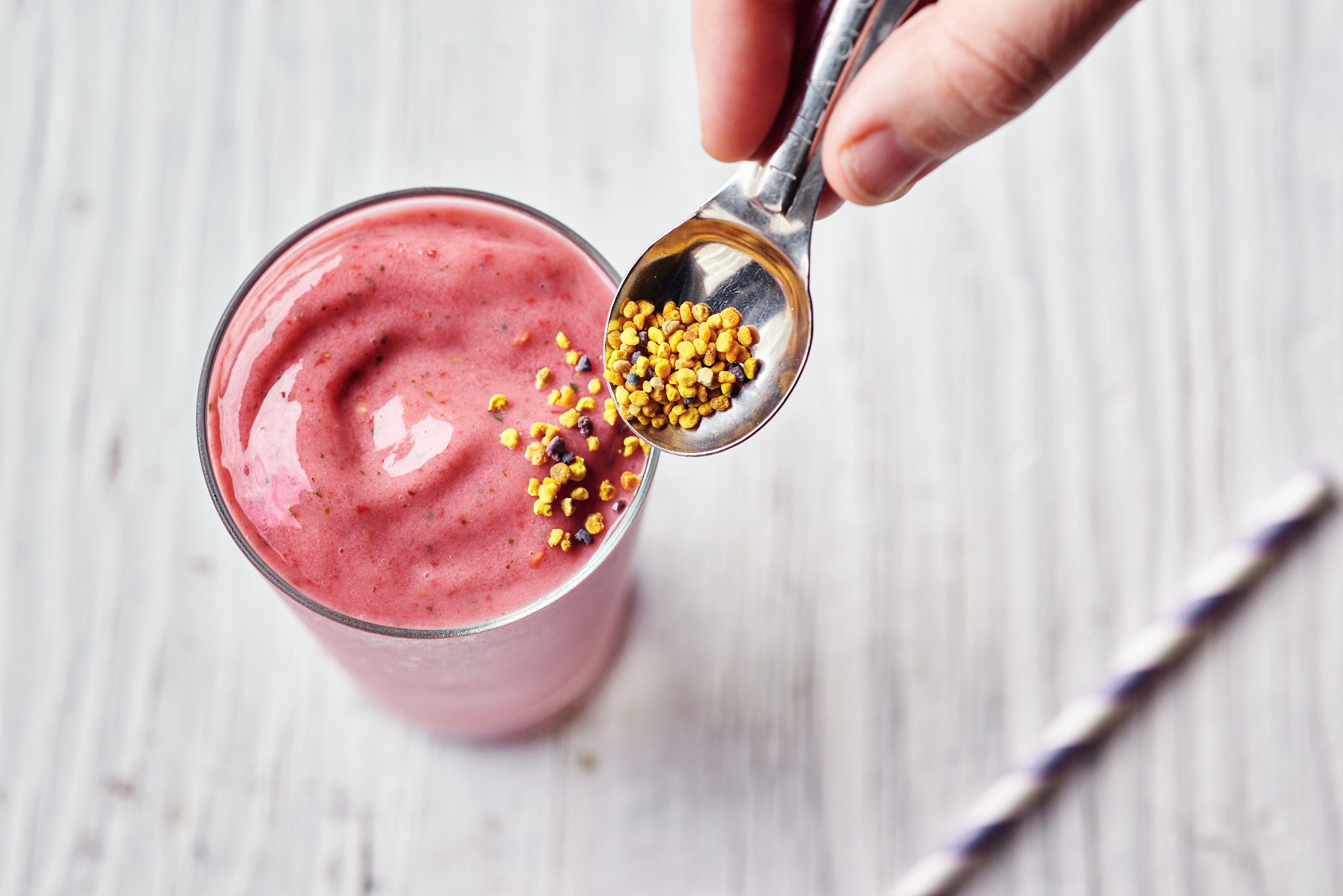 Bee Pollen, Berry, and Broccoli Rabe Smoothie
