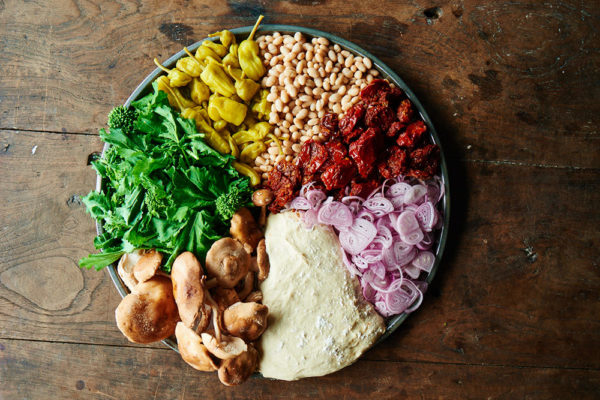 broccoli-rabe-pizza-ingredients