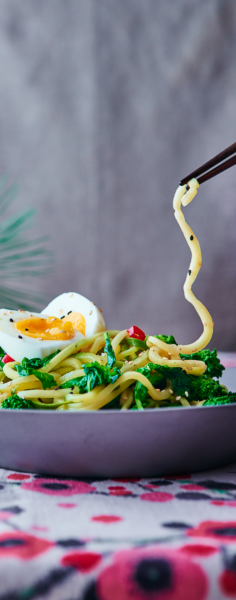 slow-cooker-broccoli-rabe-miso-ramen