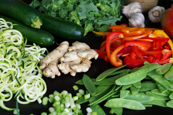 veggie-zoodle-stir-fry-rabe